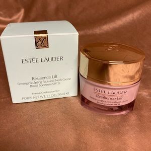 Estée Lauder Resilience Lift Face and Neck Creme.  SPF 15. New in Box